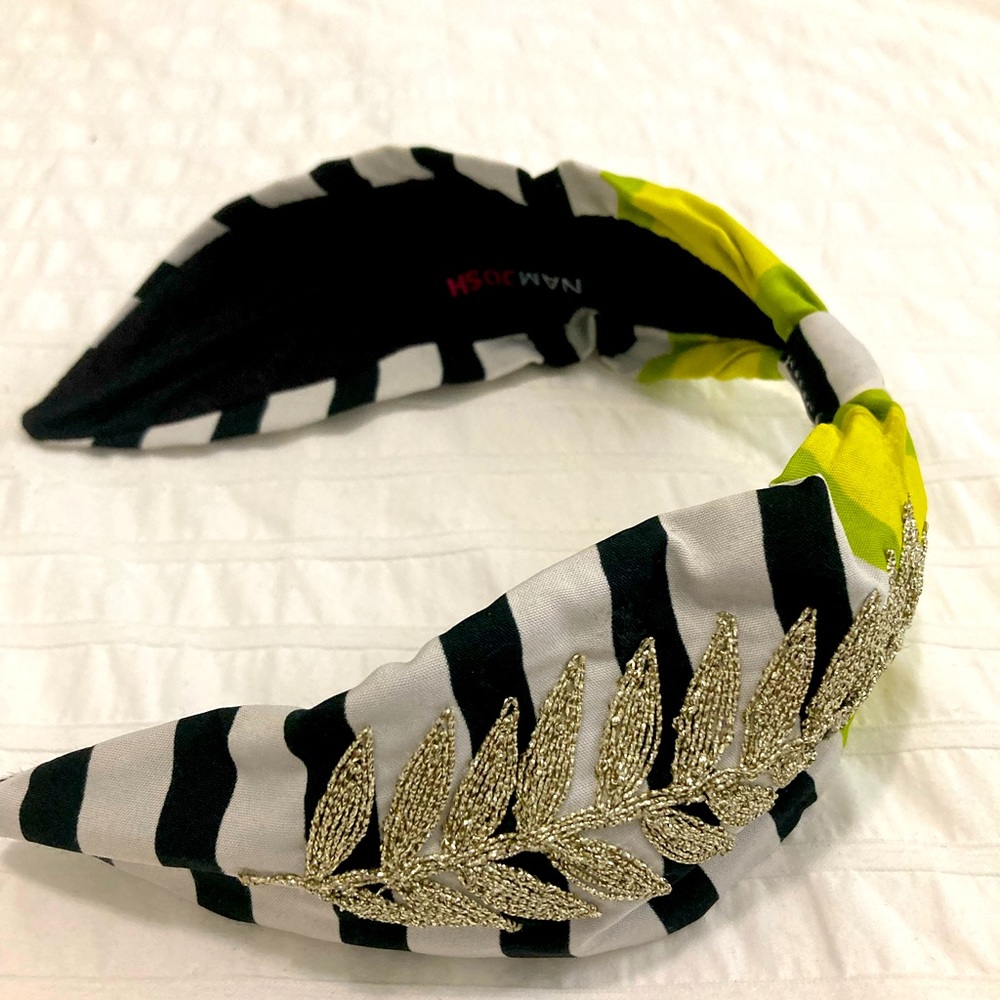 NamJosh black and white striped headband